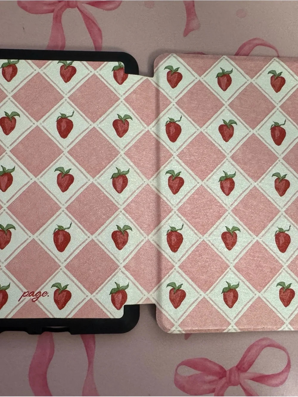 Strawberry Patch Page Kindle 10th Gen Cover